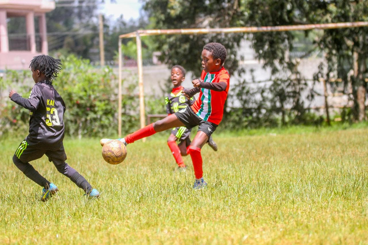 Girls football training at Kipawa